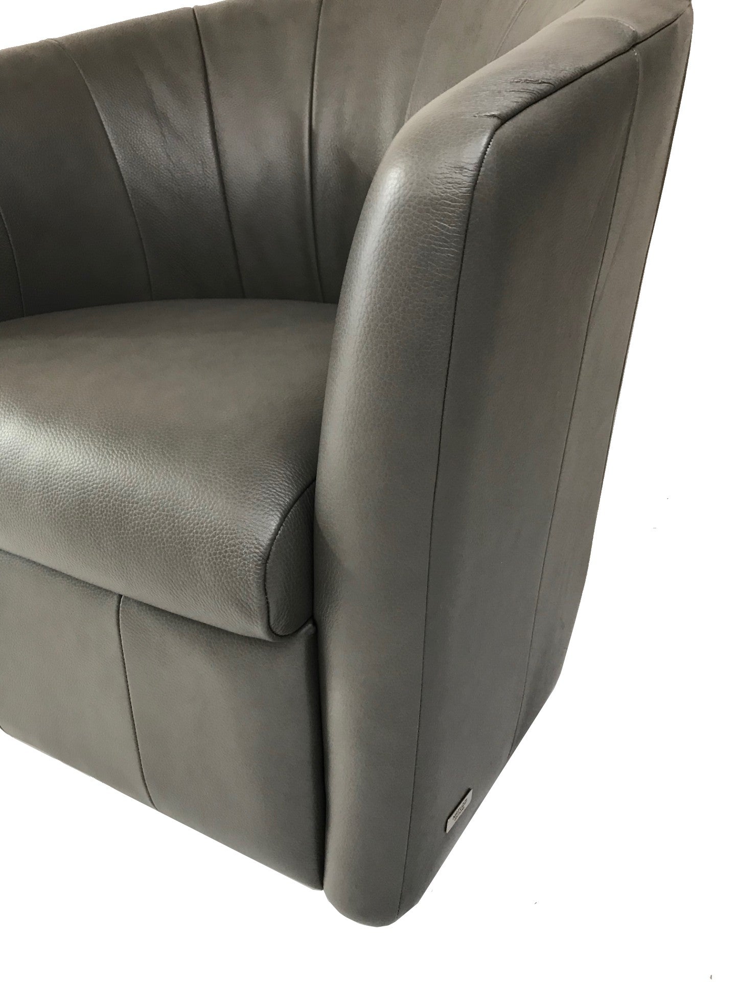 Natuzzi A835 Swivel Chair